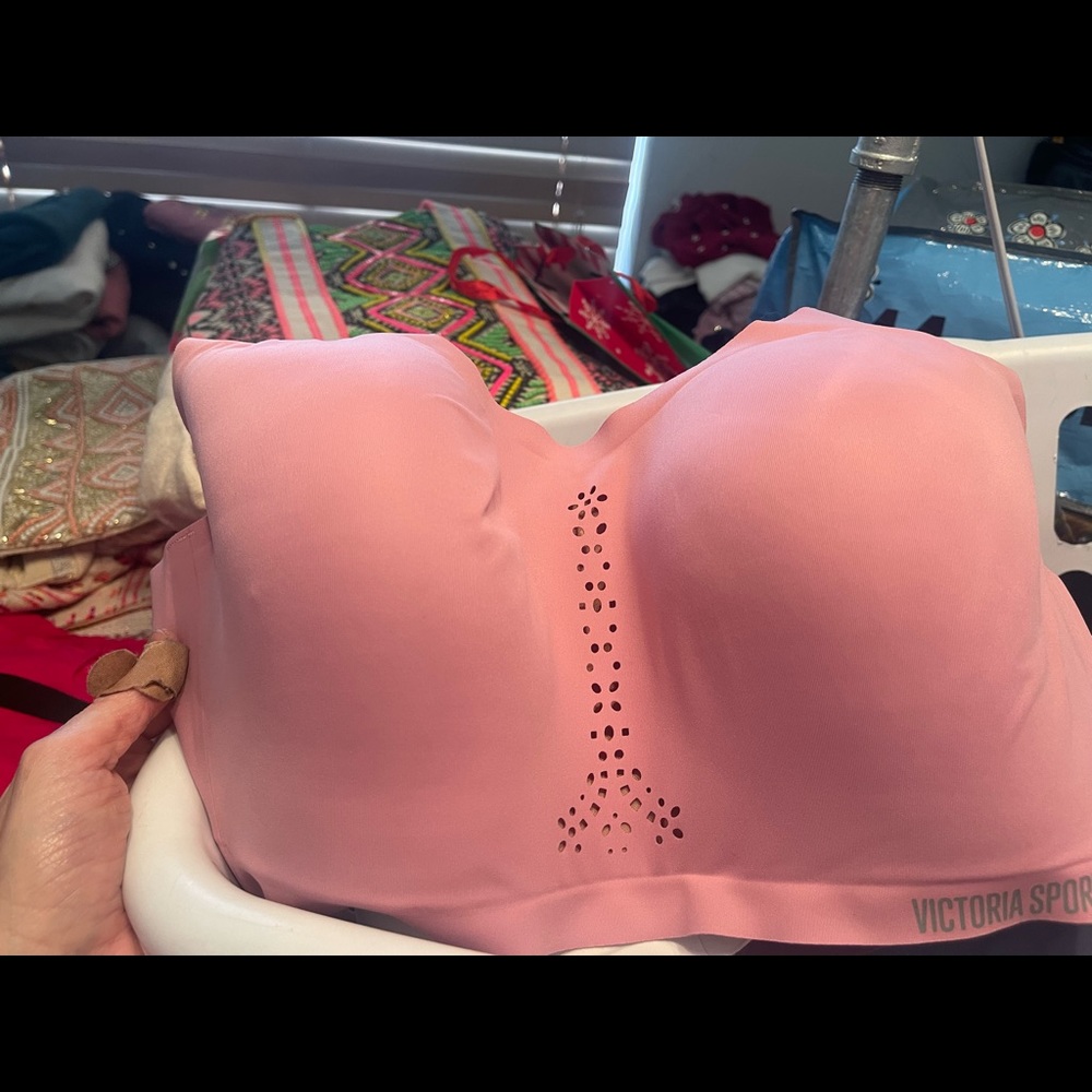 Victoria Secret Sports Bra